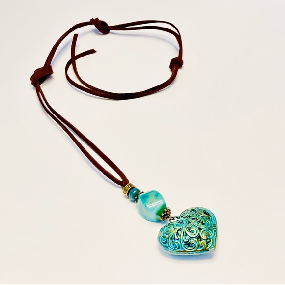 Teal Turquoise Patina Filigree Brass Heart Necklace w/ Onyx & Chrysocolla Stone - Picture 10 of 11